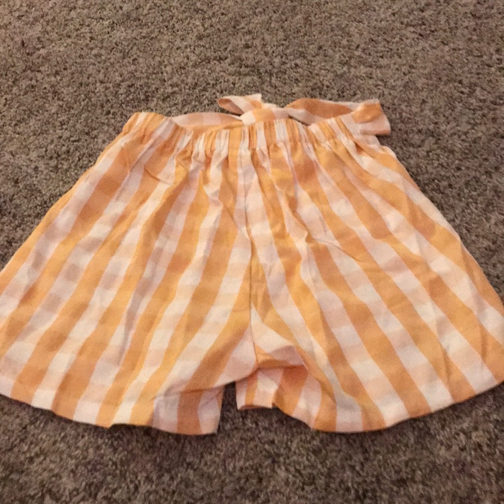 Shorts - Picture 3 of 3